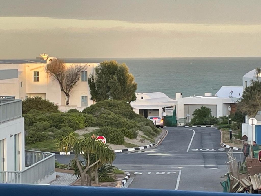 4 Bedroom Property for Sale in Paradise Beach Western Cape